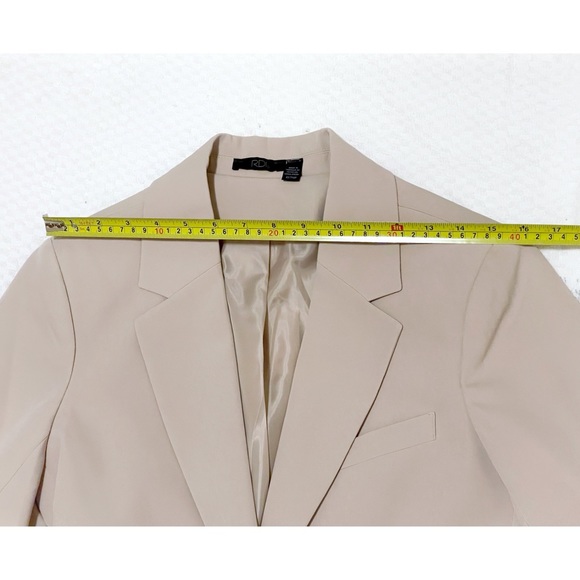 New* RDI oversized blazer in color sand - Picture 8 of 10